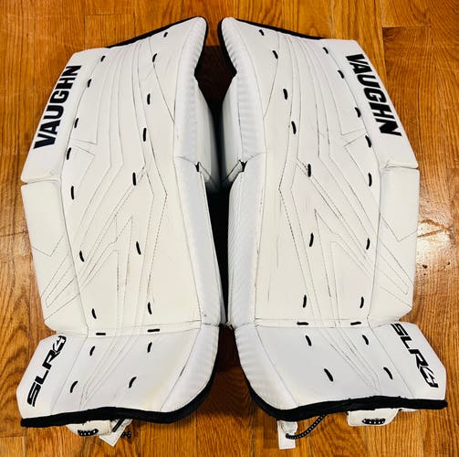 Vaughn SLR4 22+2 youth goalie leg pads