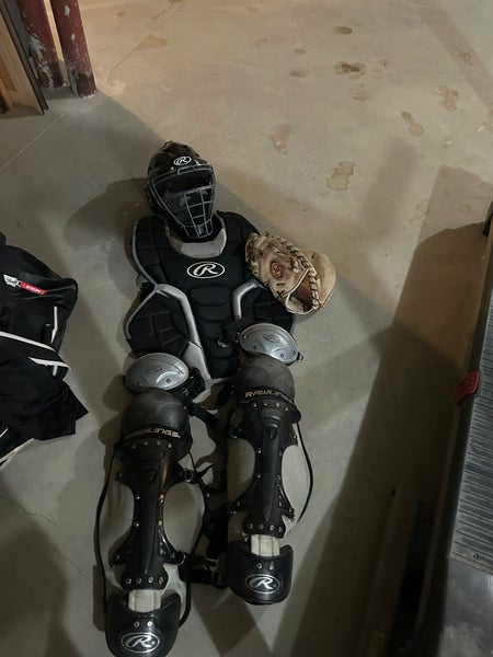 Rawlings Renegade 2.0 Catcher's Set (Used)