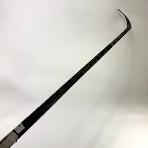 Used Right CCM Jetspeed FT7 Pro | 85 Flex P90 Curve Grip | R641