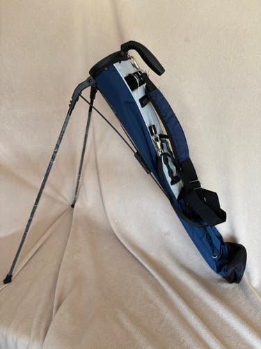 Finway Junior Unisex Carry Bag (Used)