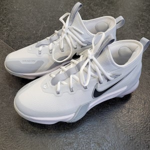 White Men's Size M 10.0 (W 11.0) Nike (New)