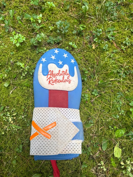 Red white and blue aria sliding mit