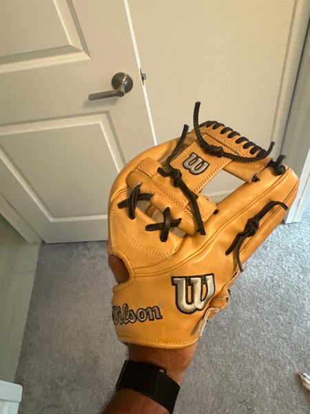 Wilson RH Baseball Glove 11.75" (New)