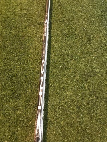UST Mamiya LINQ M40X 7F4 Stiff White Graphite Driver Shaft (43 7/8) Cobra