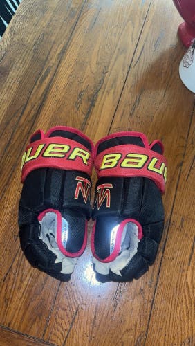 Bauer Vapor Pro Team Gloves 14" Pro Stock (Used)