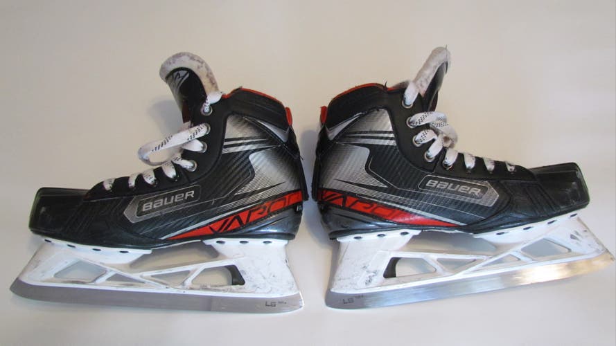 Bauer Vapor X2.7 Hockey Goalie Skates Regular Width Size 5.5 (Used)