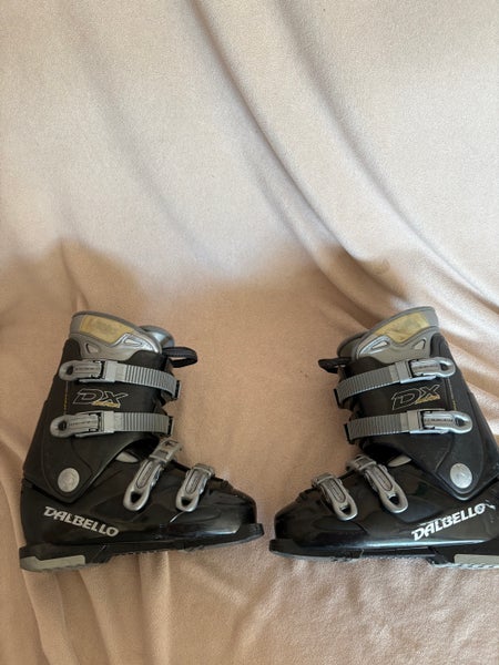 Unisex Dalbello All Mountain DX Super Ski Boots (Used)