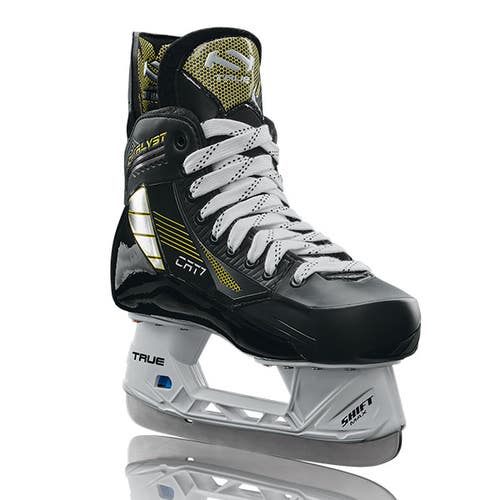 New True Catalyst 7 Intermediate Hockey Skates Regular Width Size 6.5