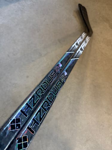 2 PACK P88 85 Flex Senior True 9x4 Left Handed Hockey Stick Pro Stock NHL (New)