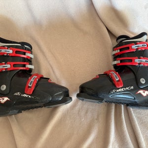 Kid's Nordica All Mountain Gpt3 super Ski Boots (Used)