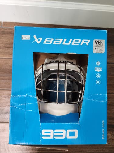 Youth Bauer 930 Goalie Mask (Used)