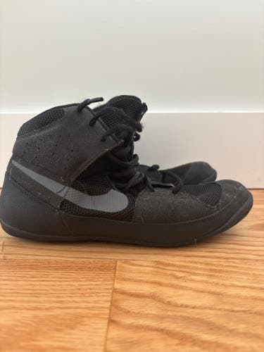 Nike Wrestling Shoes (Used)