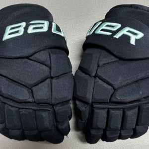 Seattle Kraken Pro Stock Team Issue Bauer X 14" Gloves 38762