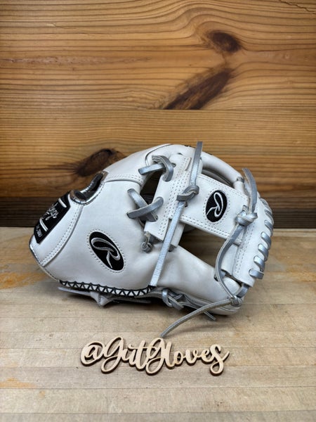 Rawlings 11.5" HOH Broken In And Ready 2 Go!