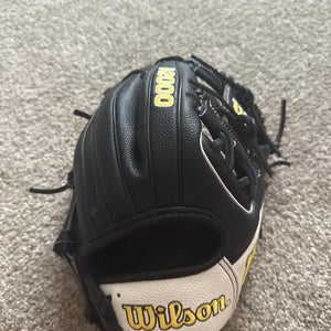 Wilson RH Infield A2000 Baseball Glove 11.5" (New)