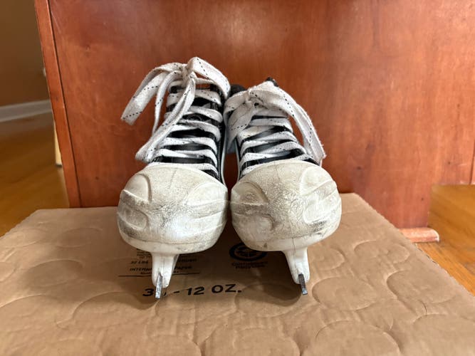 Koho 490 Hockey Goalie Skates Regular Width  13 (Used)