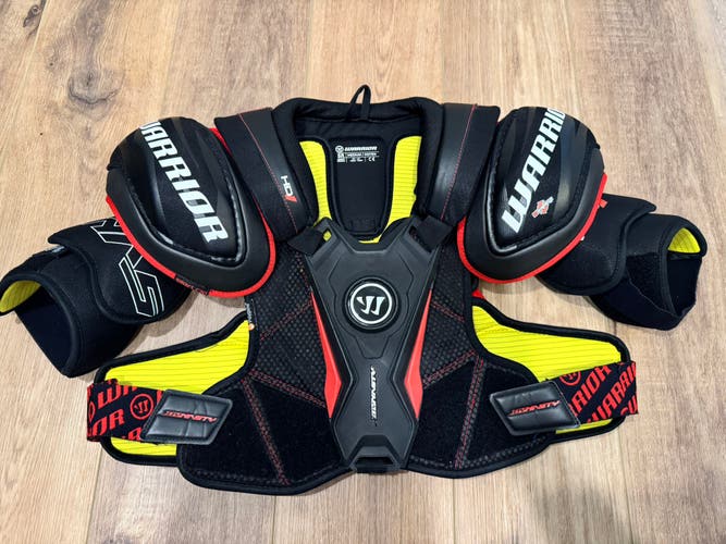 Medium Senior Warrior Dynasty HD1 Shoulder Pads (Used)