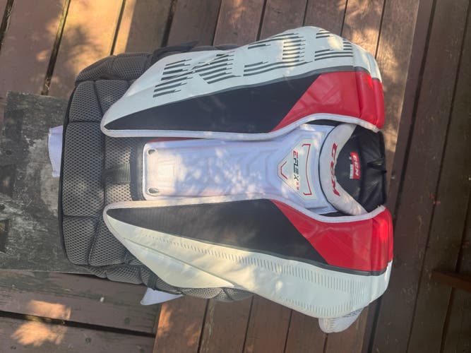 CCM Eflex 5.9 Goalie Chest Protector - Senior Small