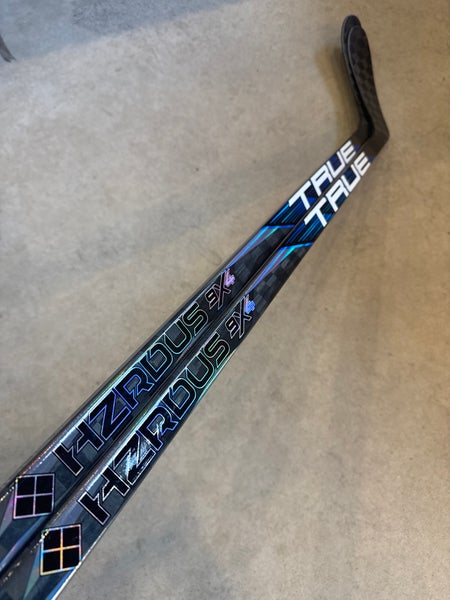 2 PACK P28 85 Flex Senior True 9x4 Left Handed Hockey Stick Pro Stock NHL (New)