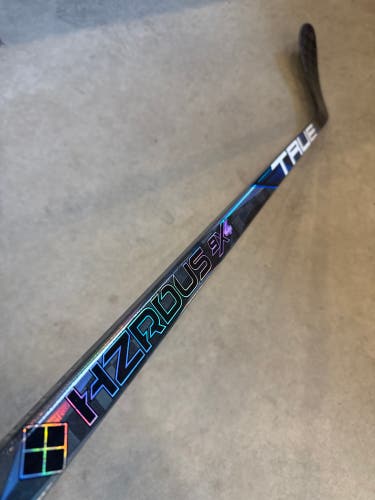P28 85 Flex Senior True 9x4 Left Handed Hockey Stick Pro Stock NHL (New)