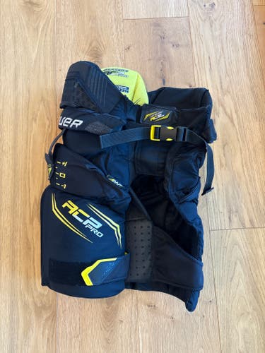 Large Bauer Supreme ACP Pro Girdle (Used)