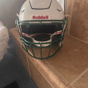 Large Adult Riddell SpeedFlex Helmet (Used)