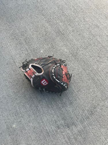 2020 Catcher's Wilson RH A2000 Baseball Glove 32.5" (Used)