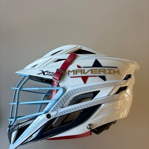 Maverik Showtime 2025 Helmet (Like New)