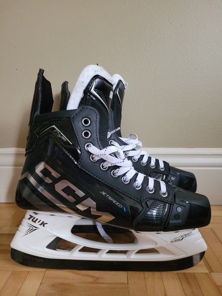 Size Senior 7.5 regular width (Fit 2) Used CCM JetSpeed FT6 Pro Hockey Skates MIC Pro Stock Skates