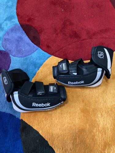 Senior Large Reebok NHL Series Silver Elbow Pads (Used)