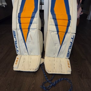 34" True L12.2 Pro Goalie Leg Pads Pro Stock BINNINGTON