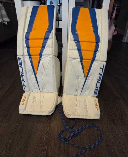 34" True L12.2 Pro Goalie Leg Pads Pro Stock BINNINGTON