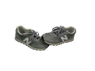 Used New Balance Running/X-Train Shoes M Grey Senior 6.5 11347-S000251544