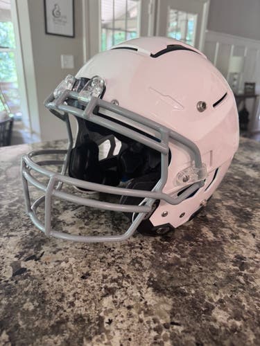 Medium Youth Schutt F7 Helmet (Used)