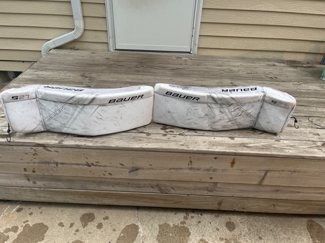 Senior Small Bauer S27 Goalie Leg Pads (Used)