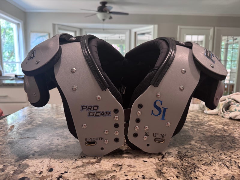Extra Large Youth Gear Pro Tec SI Shoulder Pads (Used)