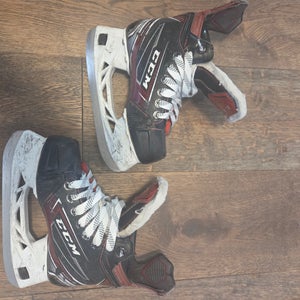 2023 CCM JetSpeed FT480 Hockey Skates Regular Width Size 1 (Used)