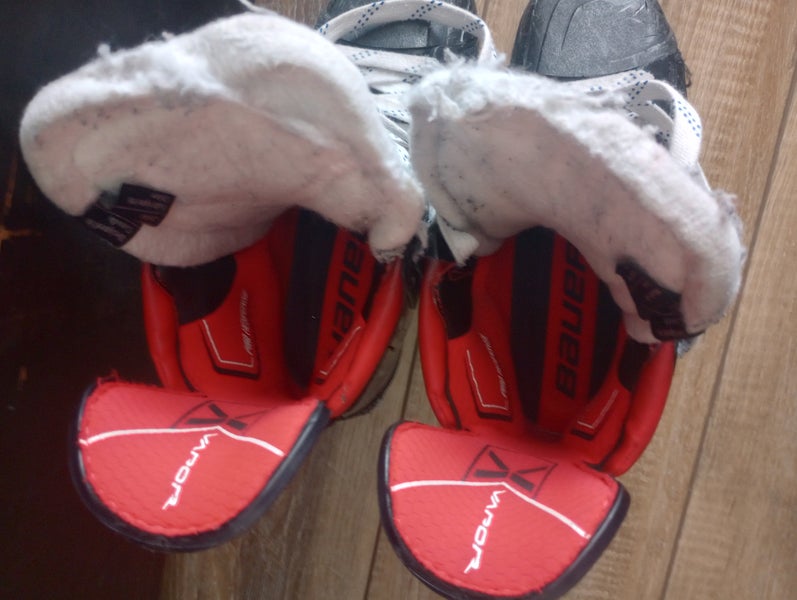 Bauer Vapor 5x pro Hockey Skates Size 3 (Used)