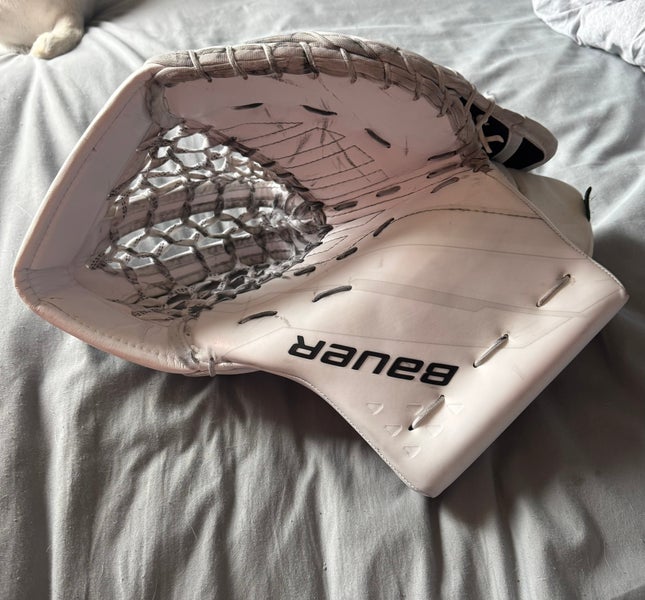 Bauer Supreme Shadow Regular  (Used)