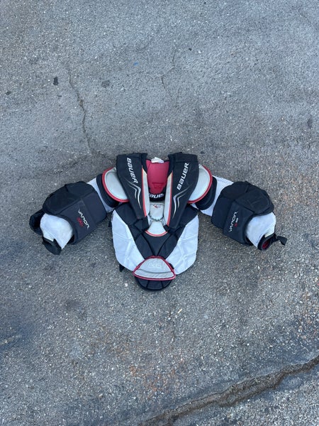 Small  Bauer Vapor X:50 Goalie Chest Protector  (Used)