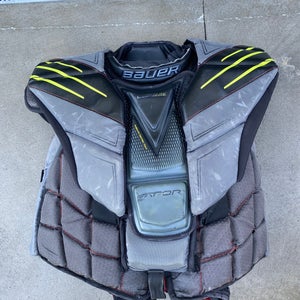 Small  2021 Bauer Vapor Hyperlite Pro Goalie Chest Protector  (Used)