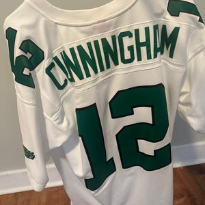 White Men's Large Mitchell & Ness Jersey (Used)