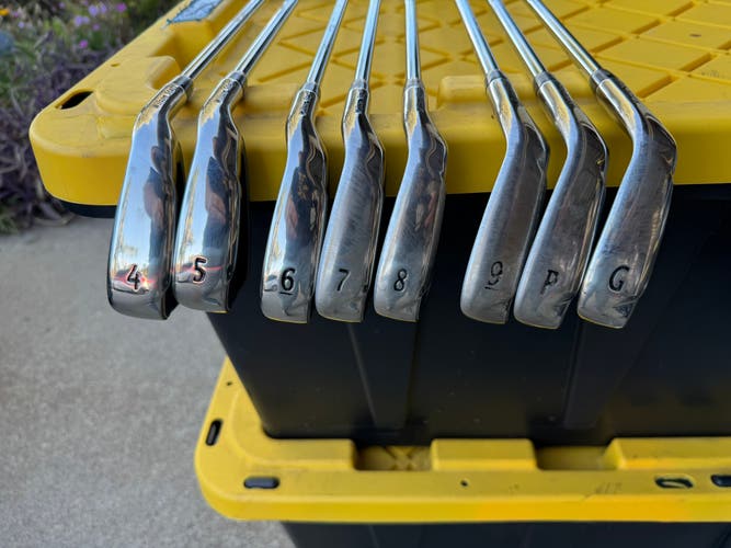 Wilson staff Di 11