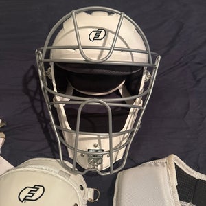 FORCE3 Catcher's Mask (New)