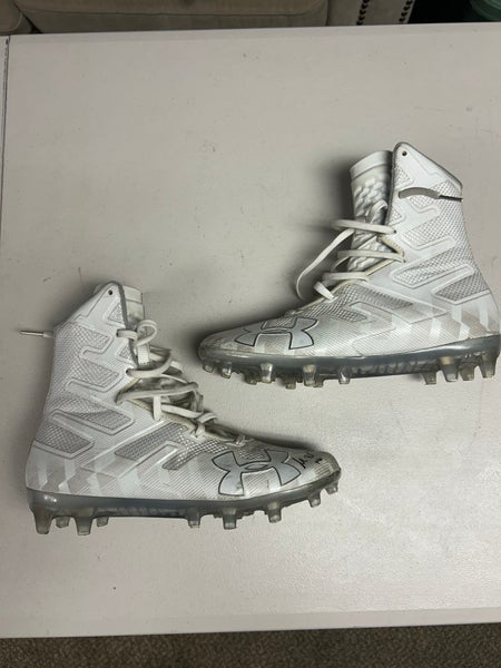 White Men's Size M 7.0 (W 8.0)  Under Armour High Top Highlight (Used)