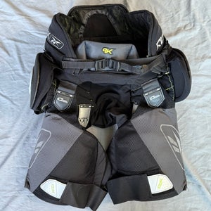 Pro Stock Reebok 9K Ice Hockey Girdle Large