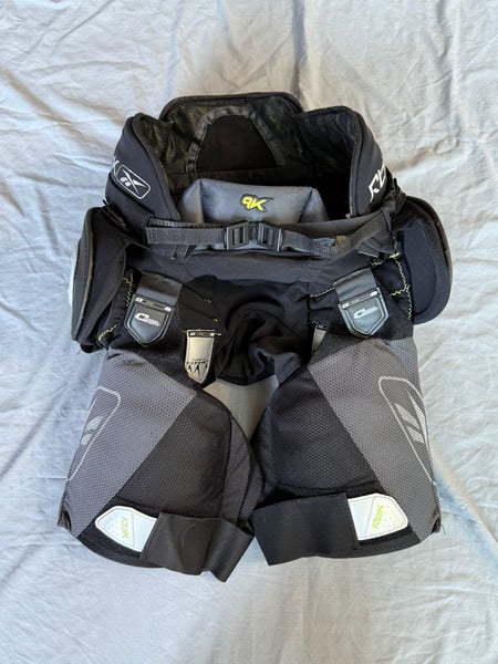 Pro Stock Reebok 9K Ice Hockey Girdle Large