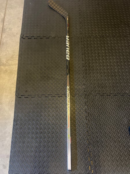 Senior Bauer Vapor Hyperlite Left Hand Hockey Stick P88M Pro Stock (Used)