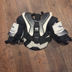 Youth Small / Medium Bauer Prodigy 3.0 Goalie Chest Protector (Used)