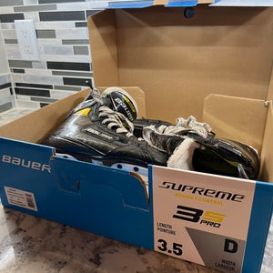 2022 Bauer Supreme 3S Pro Hockey Skates Regular Width  Size 3.5 (Used)
